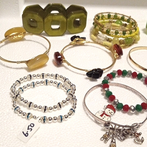 A3#   12 NEW Bracelets - Picture 2 of 5